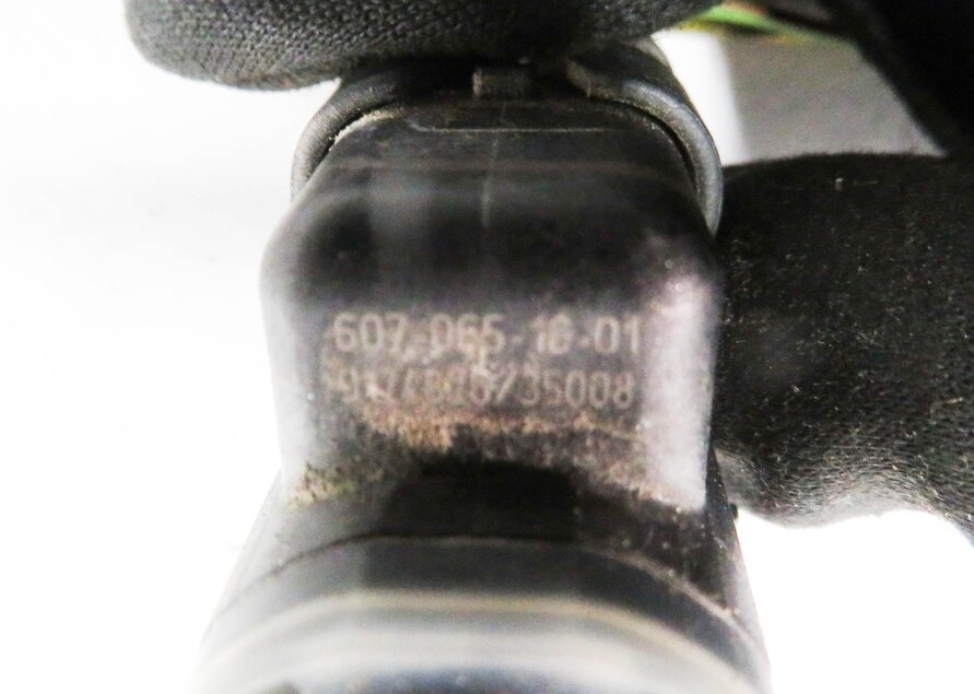 Thumbnail 5: 2009 BMW 750i (F01) REAR PDC PARK DISTANCE SENSOR SET w/ HARNESS (SPACE GRAY)