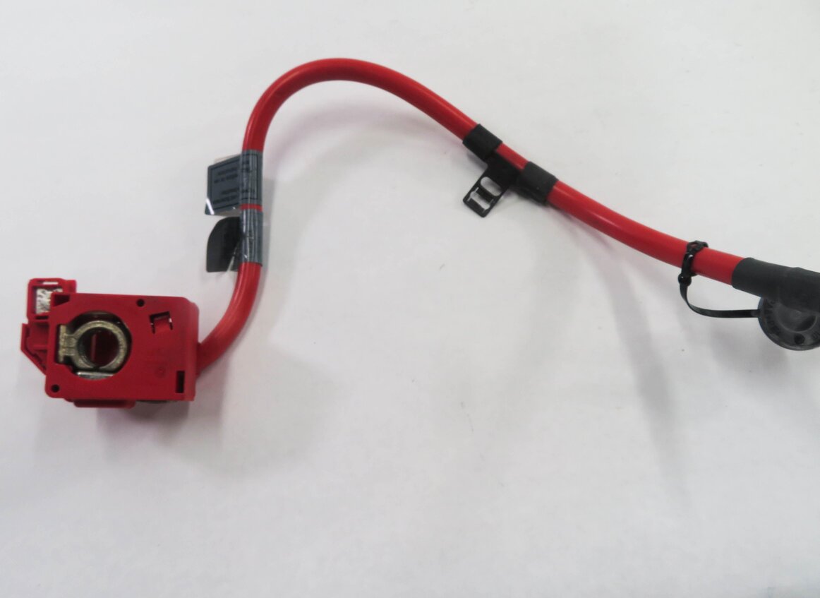 Thumbnail 9: 2009 BMW 750i (F01) POSITIVE BATTERY CABLE (SRS)