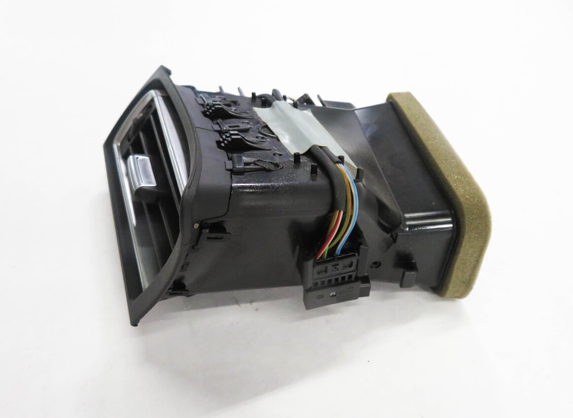 Thumbnail 4: 2009 BMW 750i (F01) LEFT FRONT DRIVER DASH HEATER A/C AIR VENT