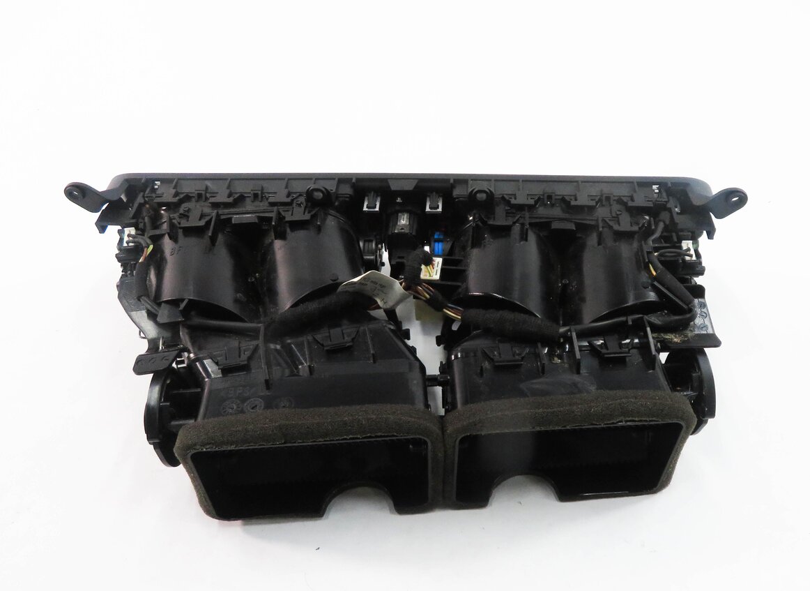 Thumbnail 6: 2009 BMW 750i (F01) CENTER DASH HEATER A/C AIR VENT w/ HAZARD & CENTRAL LOCK