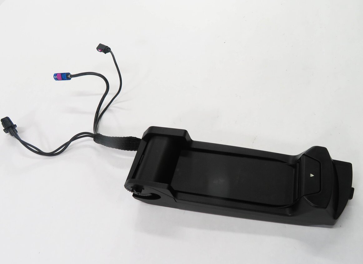 Thumbnail 5: 2009 BMW 750i (F01) FRONT CENTER CONSOLE CELL PHONE CRADLE DOCK