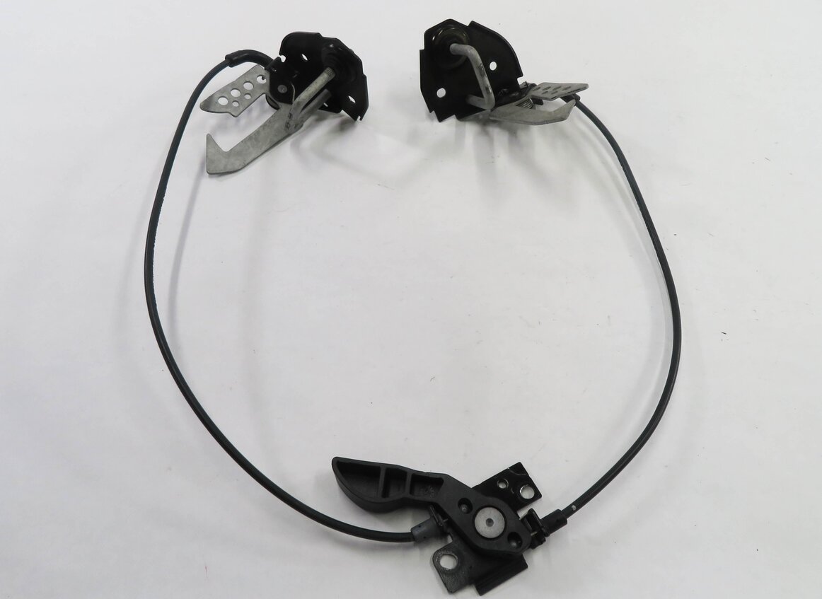 Thumbnail 5: 2009 BMW 750i (F01) FRONT LEFT & RIGHT UPPER HOOD LOCK LATCH SET-2