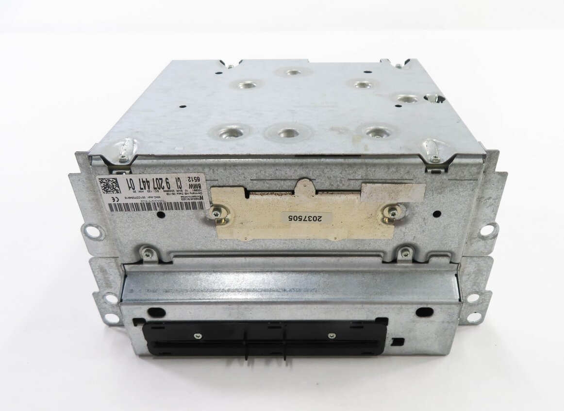 Thumbnail 7: 2009-2010 BMW 750i (F01) AM/FM RADIO STEREO RECEIVER CD PLAYER (2-DIN)