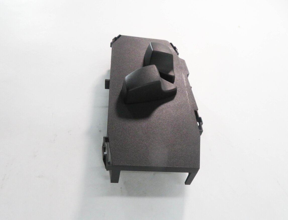 Thumbnail 3: 2009-2011 BMW 335i (E90) RIGHT FRONT PASSENGER POWER SEAT ADJUSTMENT SWITCH