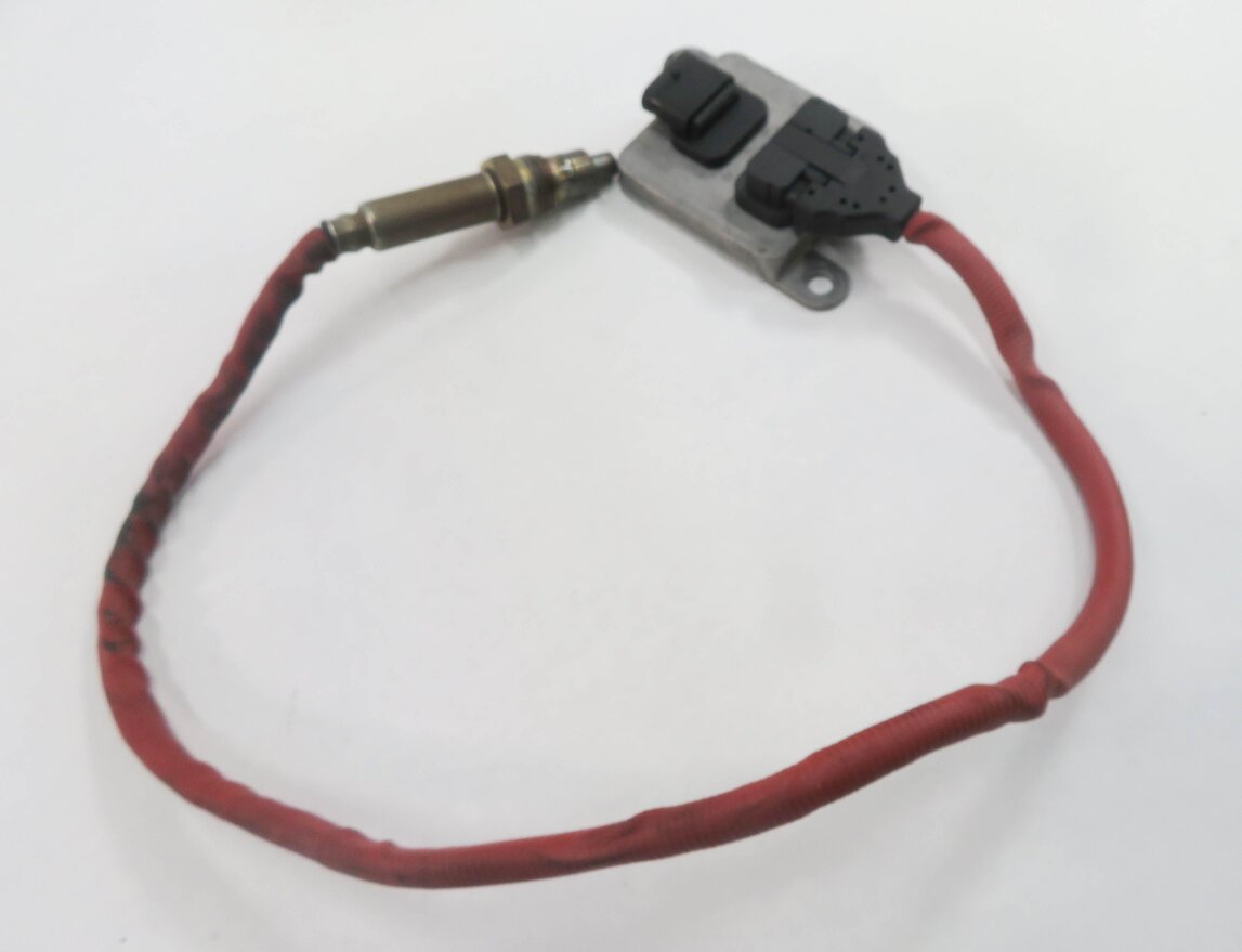 Thumbnail 1: 2010 BMW 335D (E90) 3.0L M57Y DIESEL ENGINE - NOX NITROGEN OXIDE SENSOR MODULE