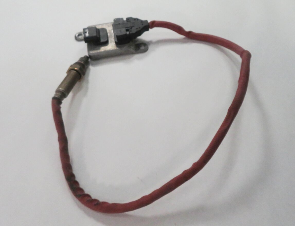 Thumbnail 4: 2010 BMW 335D (E90) 3.0L M57Y DIESEL ENGINE - NOX NITROGEN OXIDE SENSOR MODULE