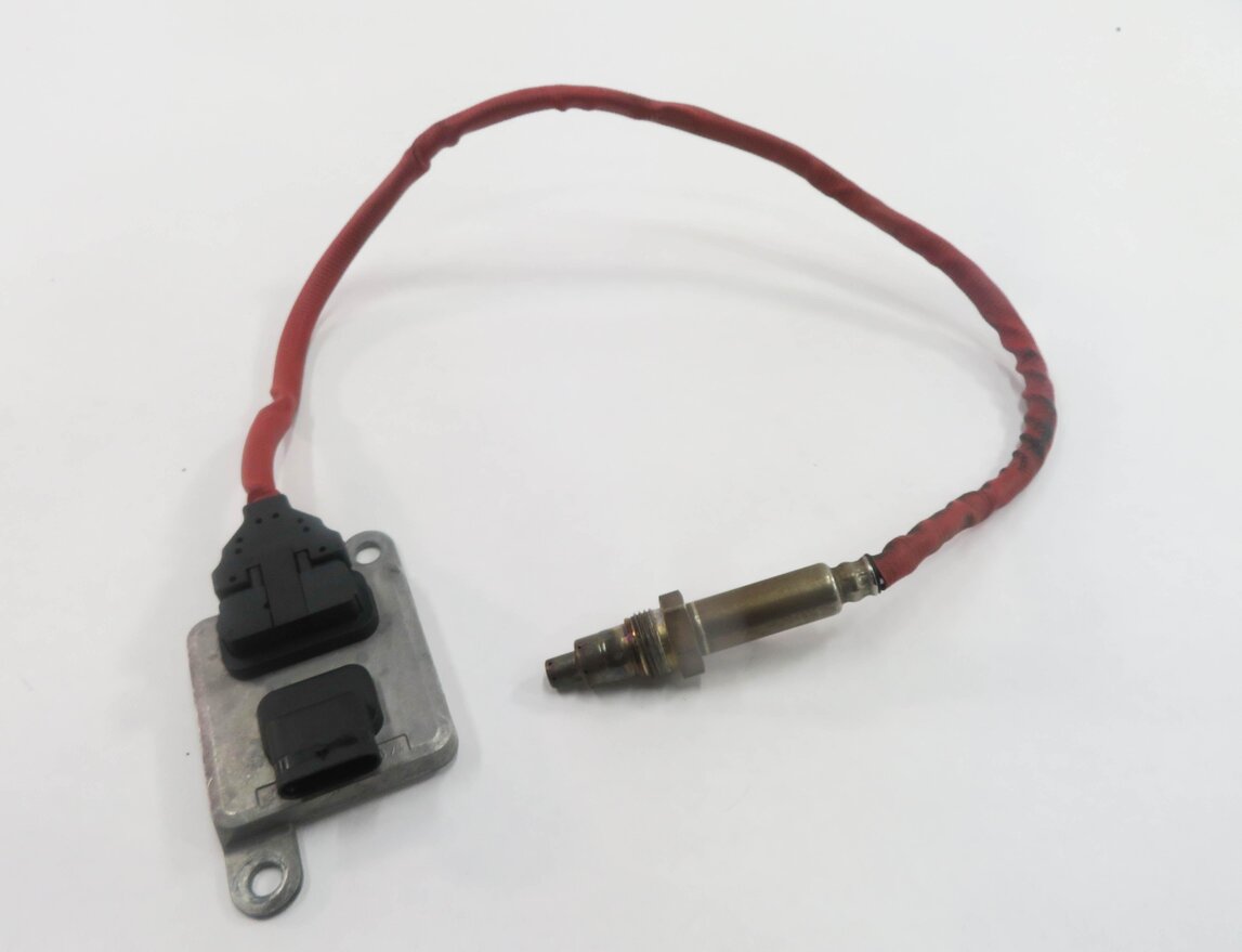 Thumbnail 6: 2010 BMW 335D (E90) 3.0L M57Y DIESEL ENGINE - NOX NITROGEN OXIDE SENSOR MODULE