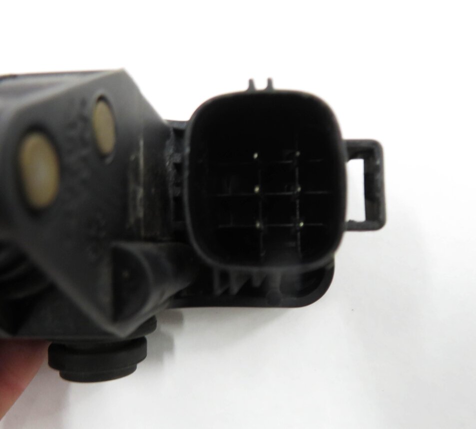 Thumbnail 12: 2006 RANGE ROVER SPORT (L320) AIR SUSPENSION VALVE BLOCK SET-3