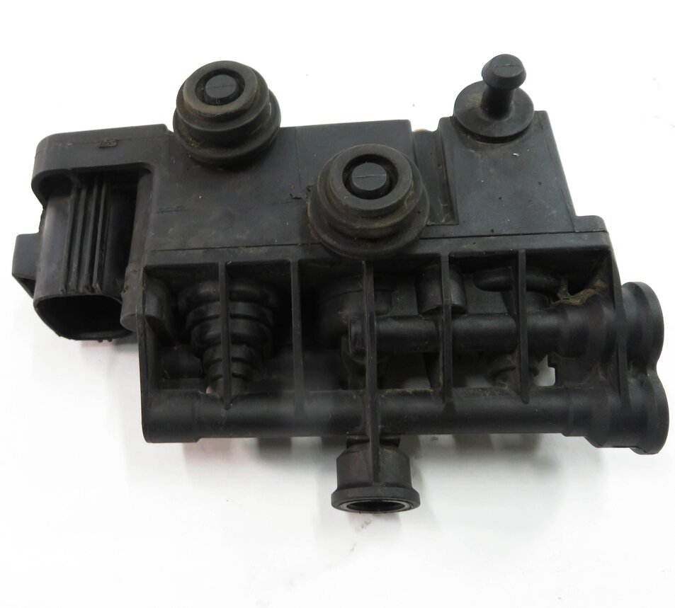 Thumbnail 14: 2006 RANGE ROVER SPORT (L320) AIR SUSPENSION VALVE BLOCK SET-3