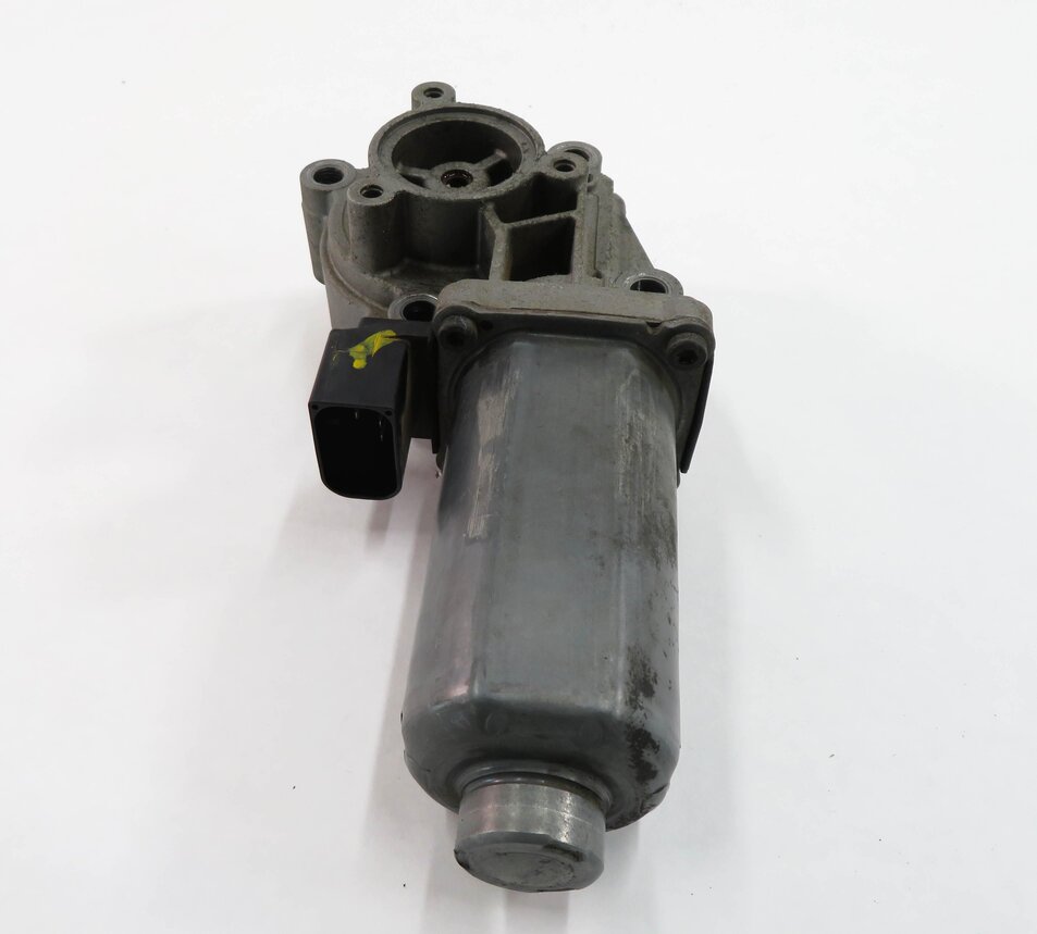 Thumbnail 2: 05-16 LR3 LR4 / RANGE ROVER SPORT (L320 L322) TRANSFER CASE ELECTRIC SHIFT MOTOR