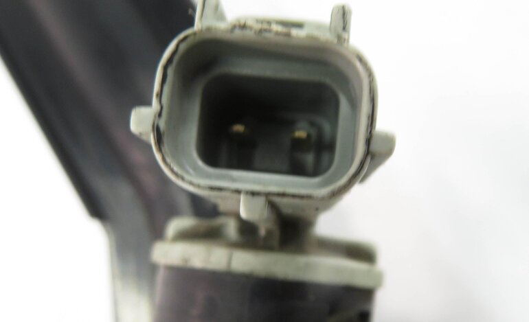 Thumbnail 9: 2006 RANGE ROVER SPORT (L320) 4.4L V8 ENGINE COOLANT CROSSOVER PIPE