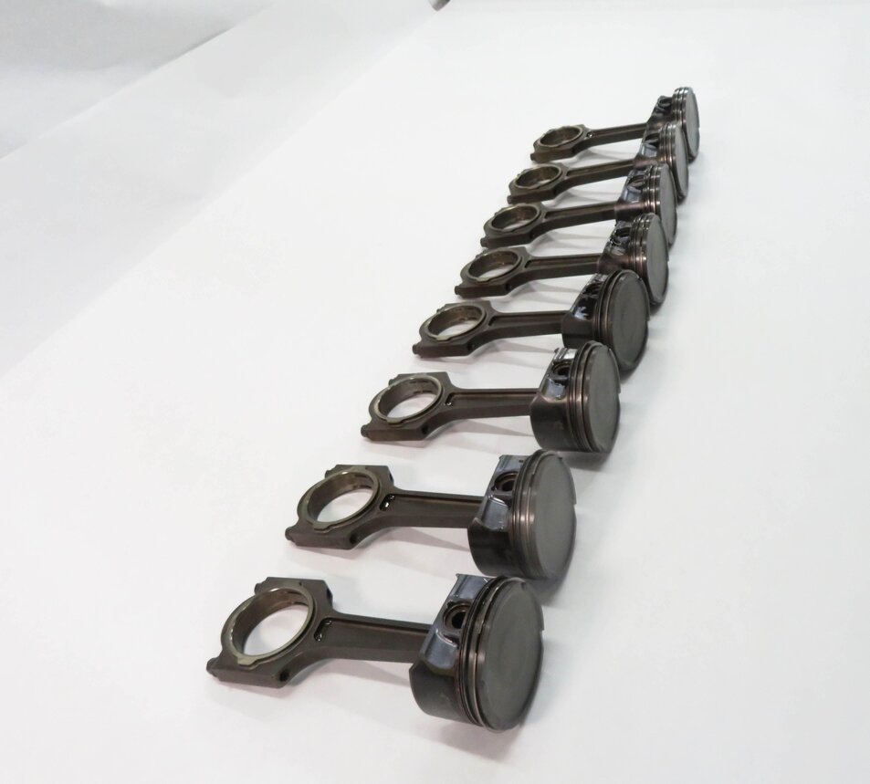 Thumbnail 5: 2005-2009 RANGE ROVER SPORT (L320 L322) - LR3 4.4L V8 ENGINE PISTON & ROD SET-8