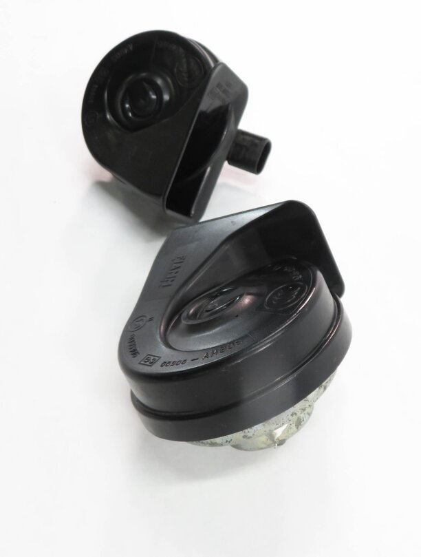 Thumbnail 5: 2007-2011 BMW X5 X6 (E70 E71) HIGH & LOW TONE SAFETY HORN SET