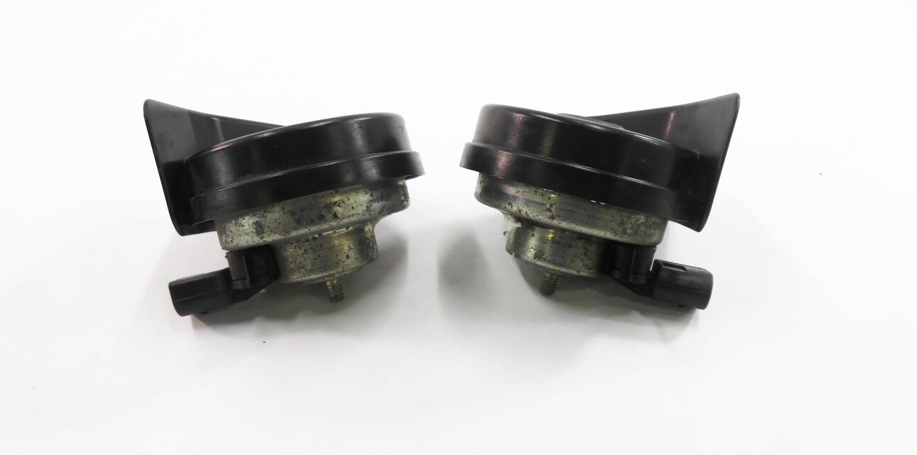 Thumbnail 6: 2007-2011 BMW X5 X6 (E70 E71) HIGH & LOW TONE SAFETY HORN SET