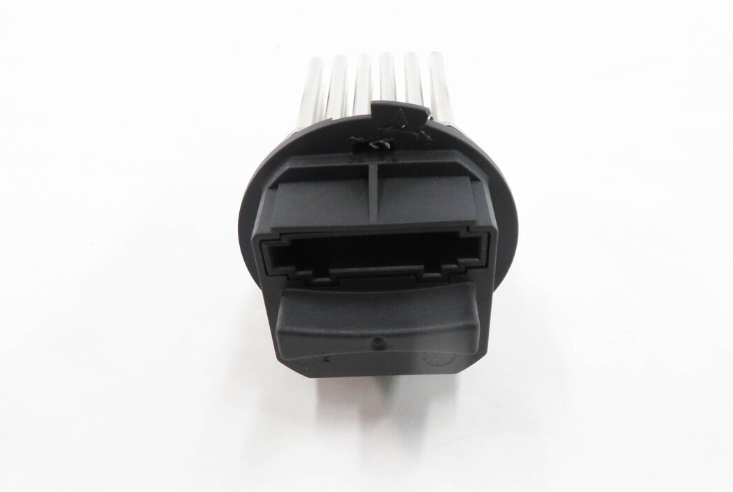 Thumbnail 6: 2010 BMW X5 (E70) REAR HEATER A/C BLOWER FAN MOTOR SPEED RESISTOR