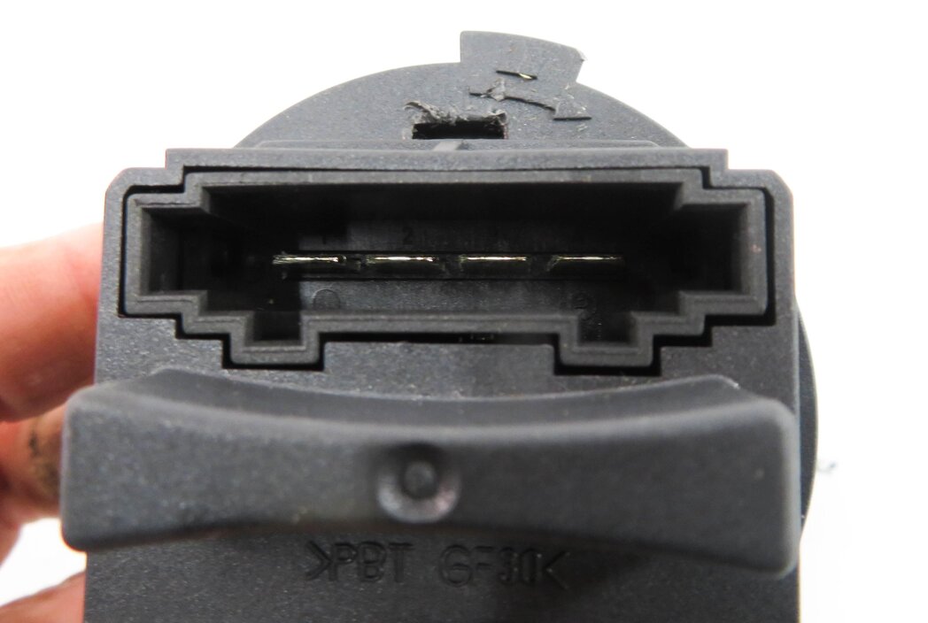 Thumbnail 7: 2010 BMW X5 (E70) REAR HEATER A/C BLOWER FAN MOTOR SPEED RESISTOR