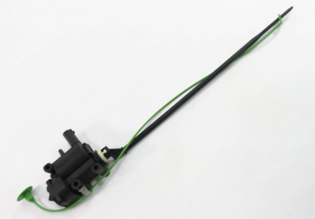 2010 BMW X5 (E70) FUEL TANK DOOR SERVO ACTUATOR MOTOR
