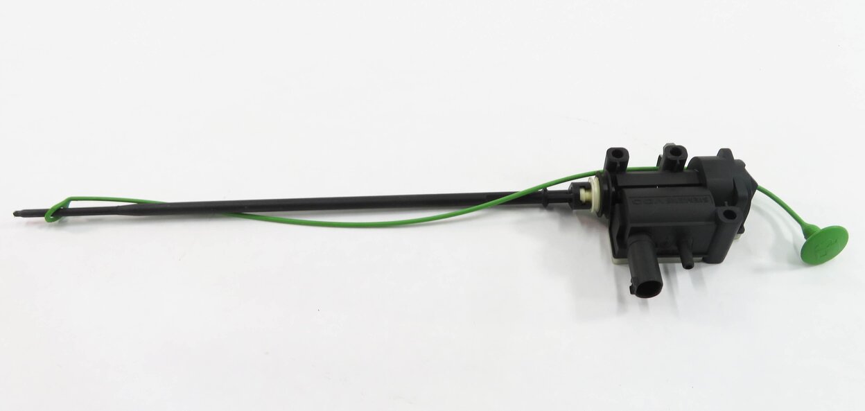 Thumbnail 5: 2010 BMW X5 (E70) FUEL TANK DOOR SERVO ACTUATOR MOTOR