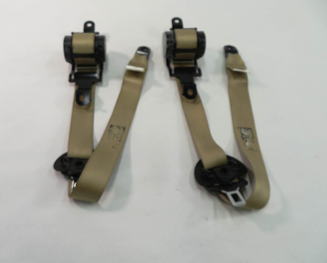Thumbnail 2: 2010 BMW X5 (E70) LEFT & RIGHT REAR SECOND ROW SEATBELT RETRACTOR SET-2 (BEIGE)