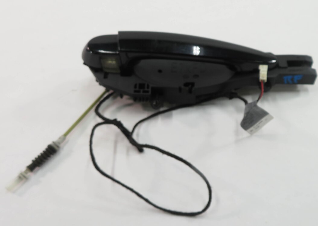 Thumbnail 2: 08-17 BMW X3 X4 X5 X6 X5M X6M (F25 F26 E70 E71) RIGHT FRONT DOOR HANDLE (BLACK)