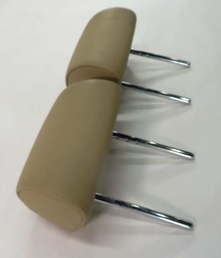 Thumbnail 5: 2010 BMW X5 (E70) LEFT & RIGHT REAR 2nd SECOND ROW SEAT HEADREST SET-2 (BEIGE)
