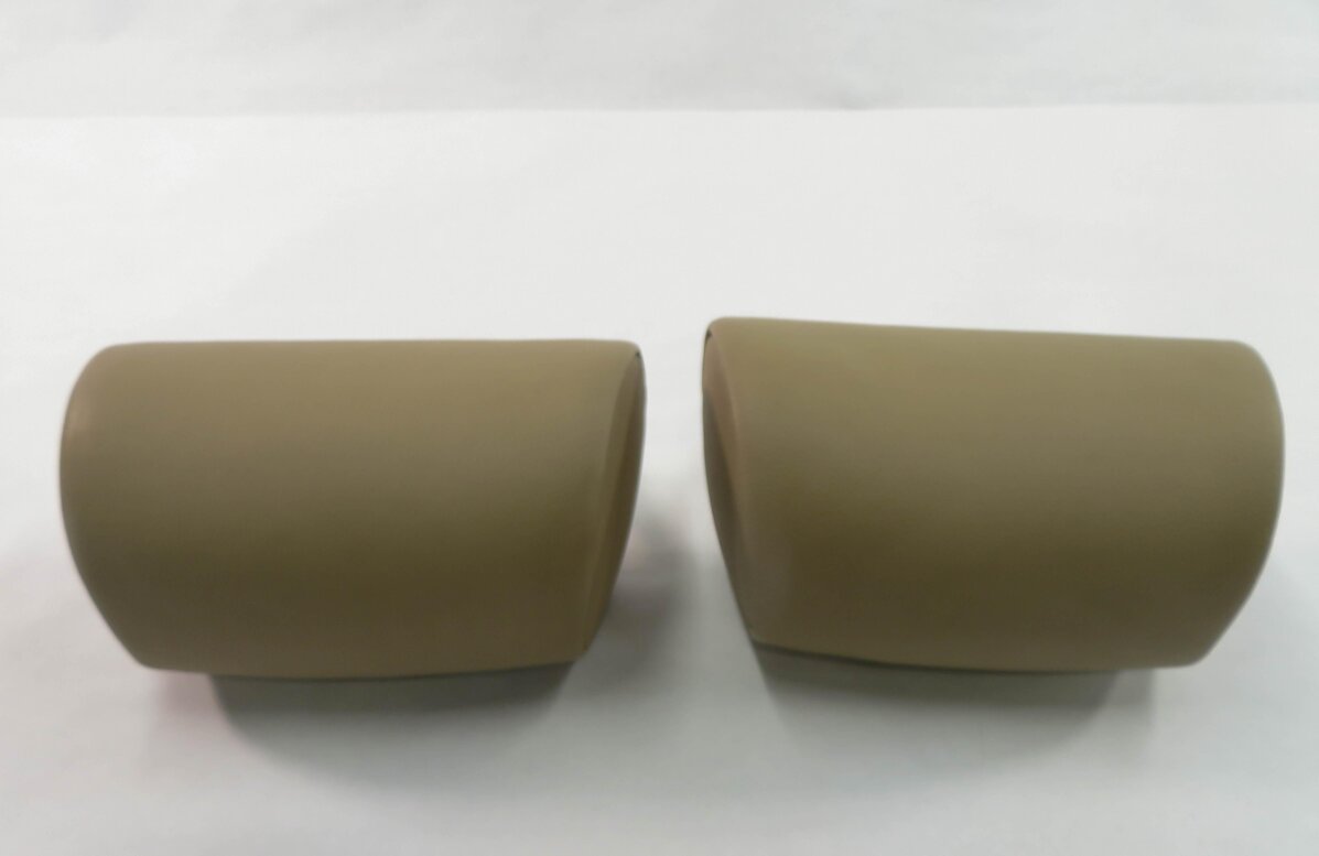 Thumbnail 7: 2010 BMW X5 (E70) LEFT & RIGHT REAR 2nd SECOND ROW SEAT HEADREST SET-2 (BEIGE)