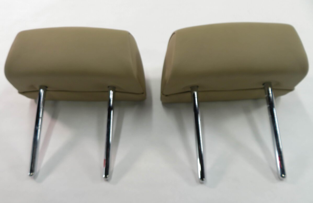 Thumbnail 9: 2010 BMW X5 (E70) LEFT & RIGHT REAR 2nd SECOND ROW SEAT HEADREST SET-2 (BEIGE)