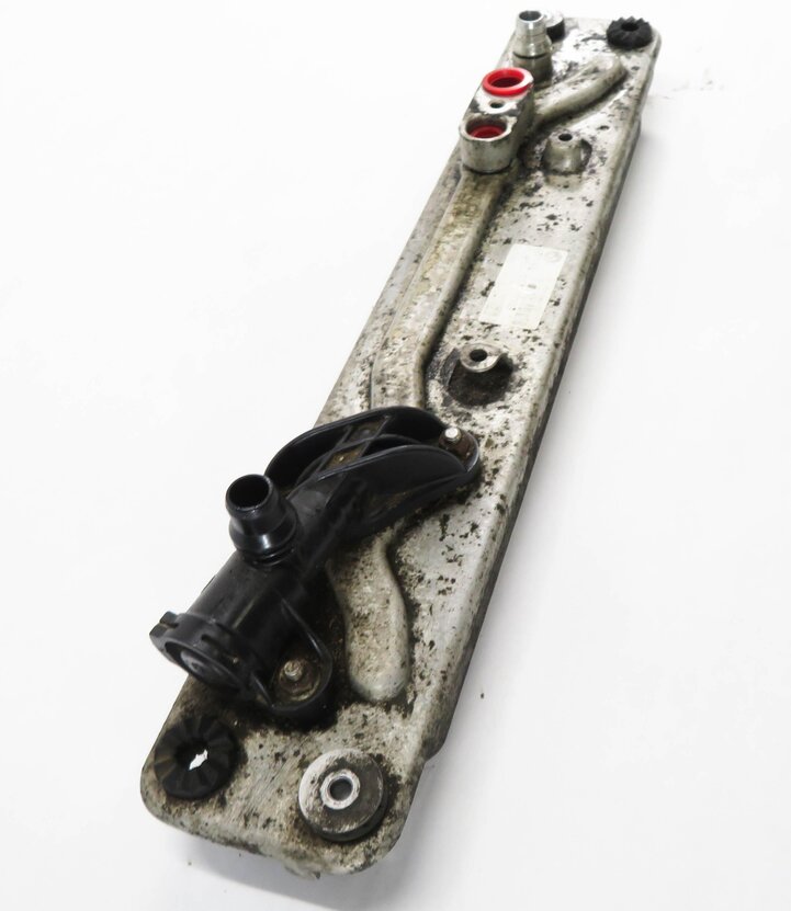 Thumbnail 3: 07-14 BMW X5 X6 (E70 E71) 3.0L / 4.4L / 4.8L - AUTOMATIC TRANSMISSION OIL COOLER
