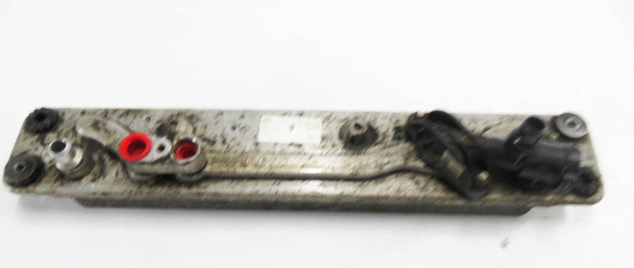 Thumbnail 4: 07-14 BMW X5 X6 (E70 E71) 3.0L / 4.4L / 4.8L - AUTOMATIC TRANSMISSION OIL COOLER