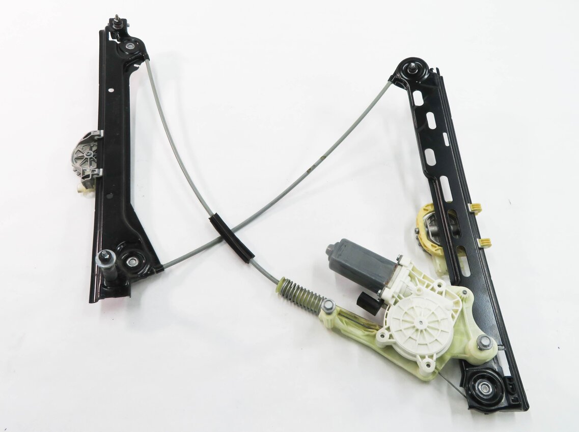 Thumbnail 2: 2014 PORSCHE CAYMAN S (981) LEFT DRIVER DOOR POWER WINDOW MOTOR w/ REGULATOR