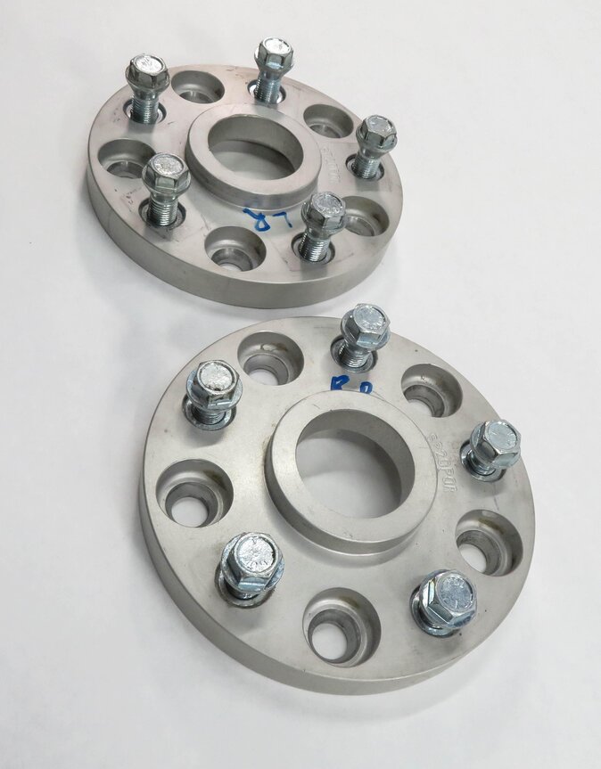 Thumbnail 5: 2014 PORSCHE CAYMAN S (981) TYPE 3 BIMECC HUB CENTRIC 20mm REAR WHEEL SPACER SET