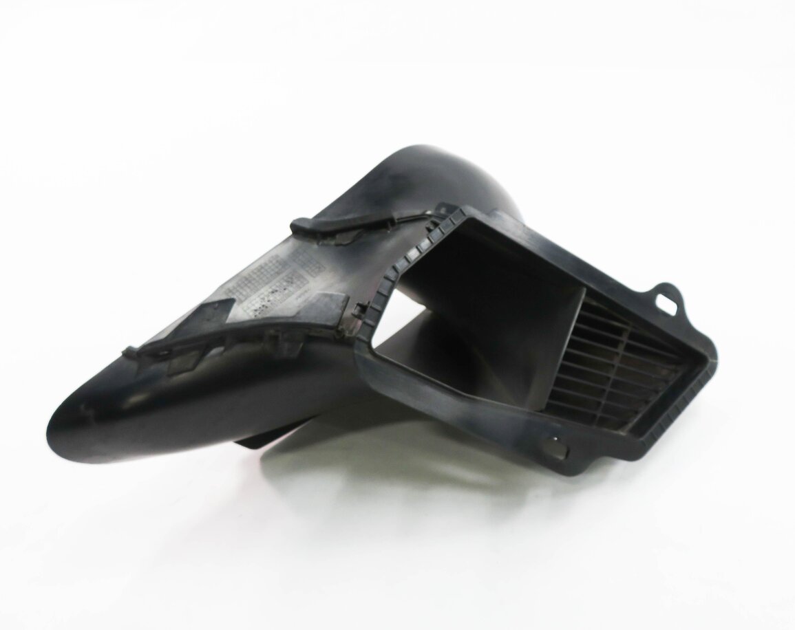 Thumbnail 8: 2014 PORSCHE CAYMAN S (981) RIGHT PASSENGER REAR ENGINE AIR INTAKE DUCT