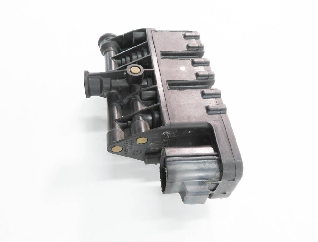 Thumbnail 4: 2006 RANGE ROVER (L322) AIR SUSPENSION VALVE BLOCK