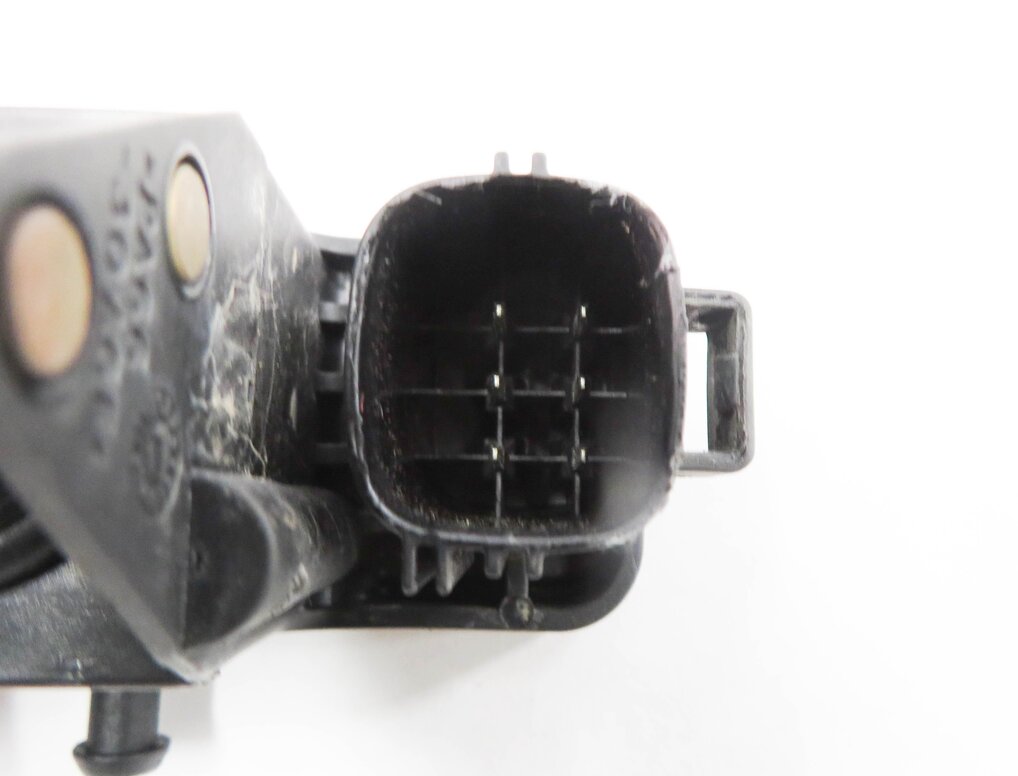 Thumbnail 8: 2006 RANGE ROVER (L322) AIR SUSPENSION VALVE BLOCK