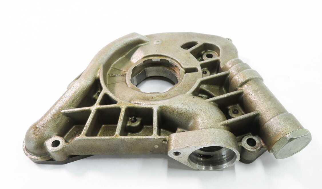 Thumbnail 2: 2006 RANGE ROVER (L322) 4.4L V8 ENGINE MOTOR OIL FLUID PUMP