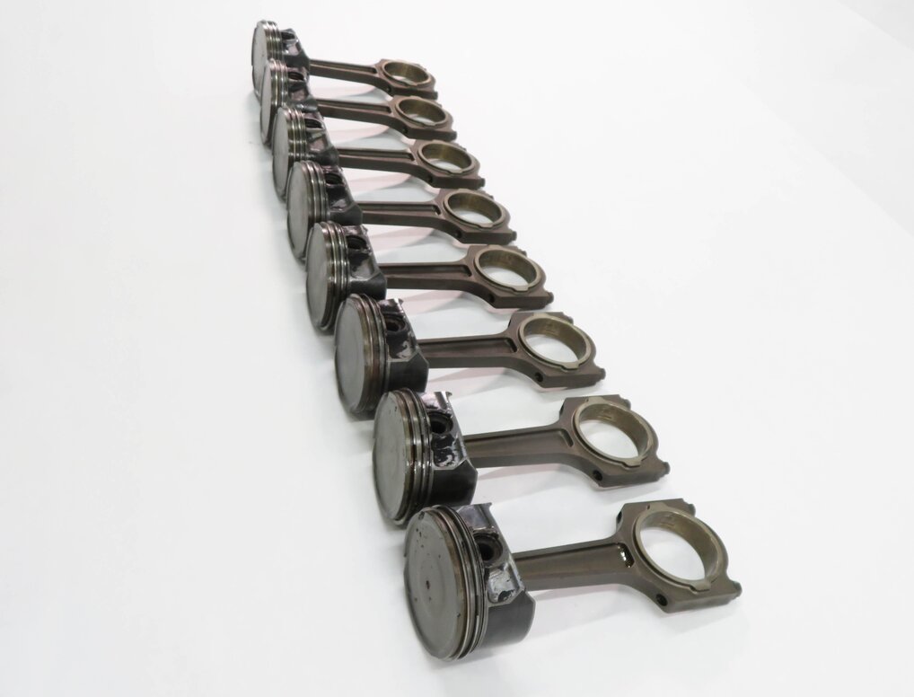 Thumbnail 6: 2005-2009 LR3 / RANGE ROVER SPORT (L320 L322) 4.4L V8 ENGINE PISTON w/ ROD SET-8