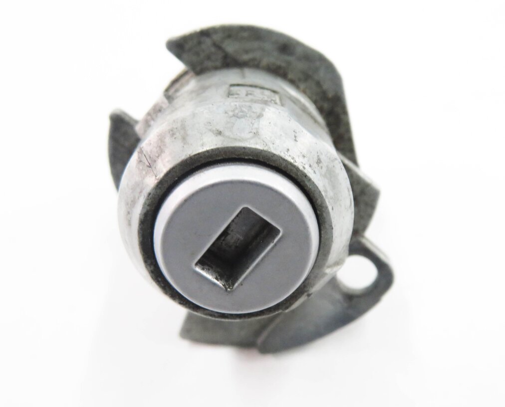 Thumbnail 8: 2010 BMW 750i (F01) LEFT FRONT DRIVER DOOR HANDLE LOCK CYLINDER w/ KEY