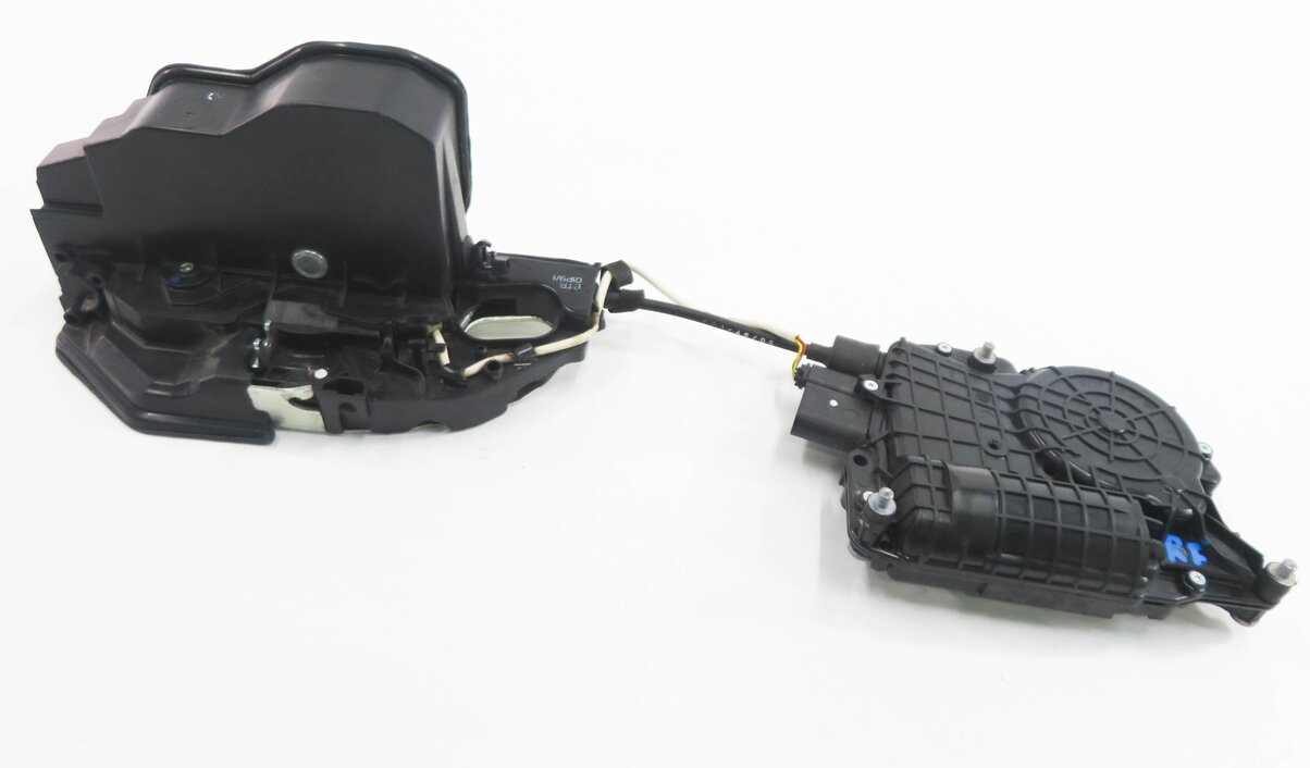 Thumbnail 2: 09-16 BMW 528i 535i 550i 750i 760i (F01 F10) RIGHT FRONT SOFT CLOSE DOOR LATCH