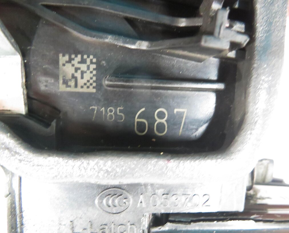Thumbnail 10: 2011-2015 BMW 740i 750i 760i (F01) LEFT SIDE REAR DOOR LOCK LATCH (SOFT CLOSE)