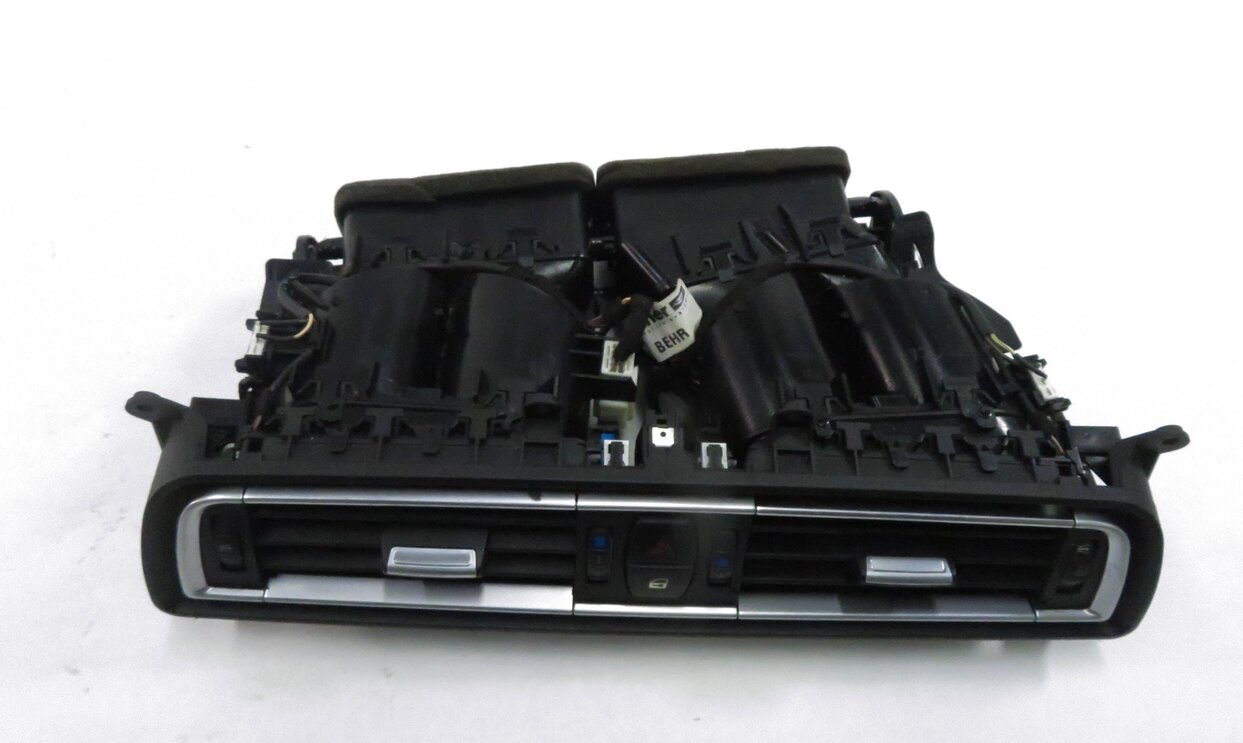 Thumbnail 3: 2010 BMW 750i (F01) CENTER DASH HEATER A/C AIR VENT w/ HAZARD & CENTRAL LOCK
