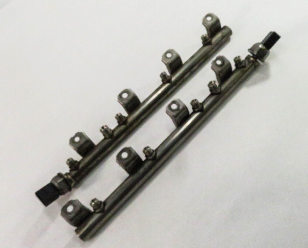 2010 BMW 750i (F01) 4.4L N63 TWIN TURBO ENGINE - FUEL RAIL SET-2
