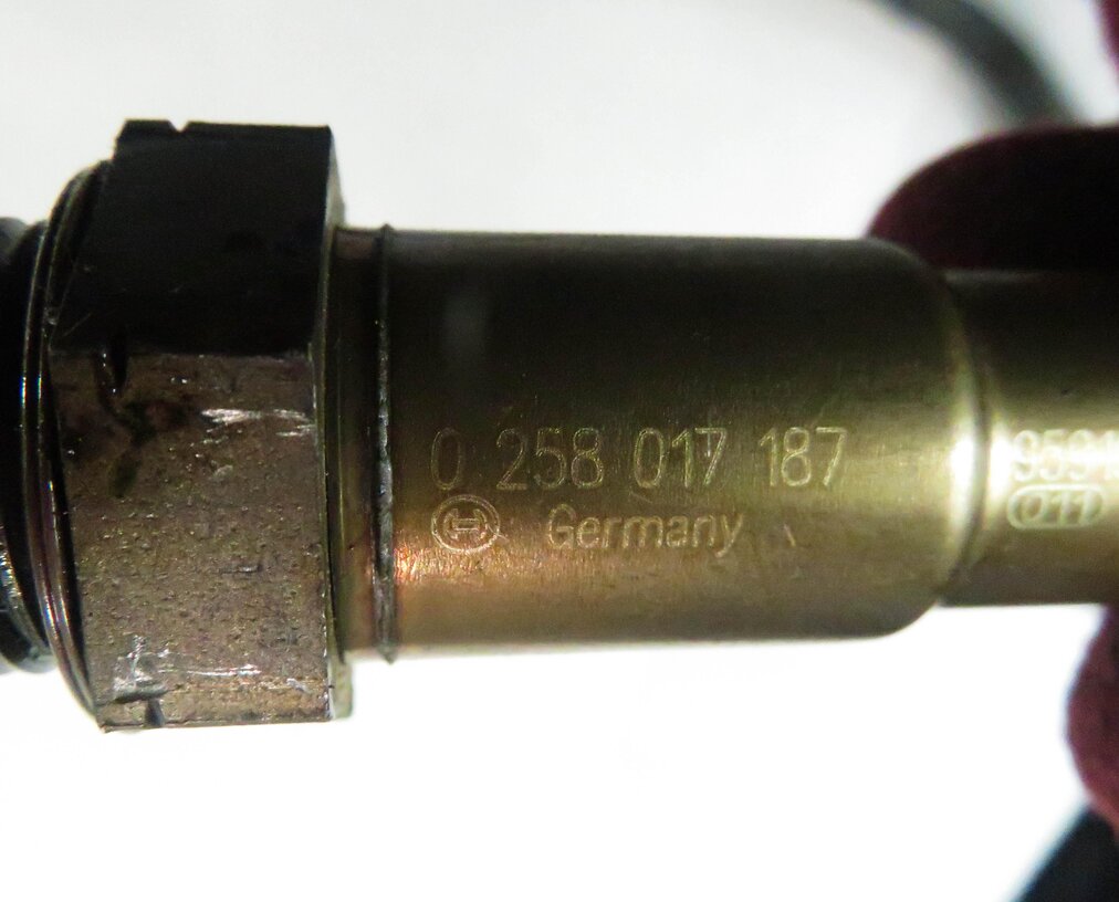 Thumbnail 7: 2010 BMW 750i (F01) 4.4L N63 - PRE / POST CAT O2 OXYGEN LAMBDA PROBE SENSOR SET