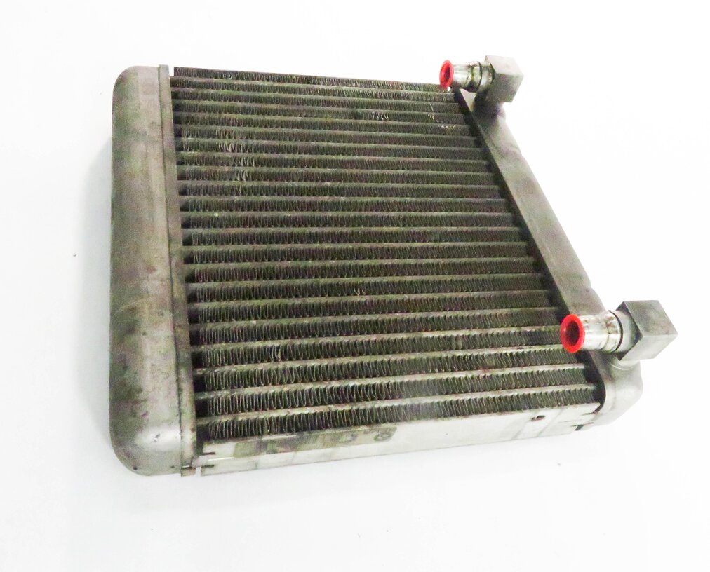 Thumbnail 5: 2010-2019 BMW 535i 550i 640i 740i 750i 760i (F01 F06 F07 F10) ENGINE OIL COOLER