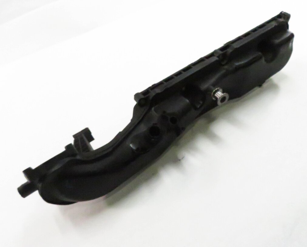 08-14 BMW 550i 650i 750i X5 X6 (F01 F10 E70 E71) 4.4L N63 LEFT INTAKE MANIFOLD