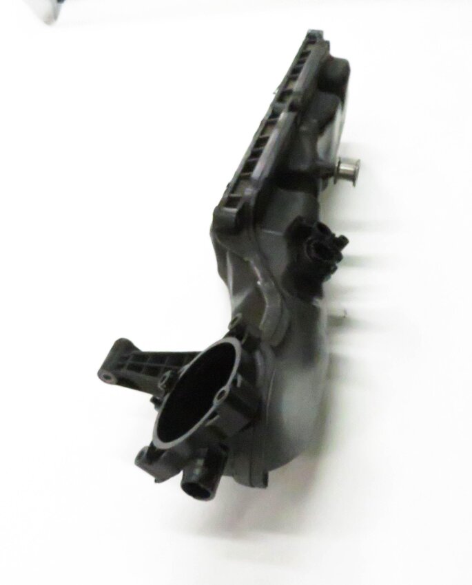 Thumbnail 4: 08-14 BMW 550i 650i 750i X5 X6 (F01 F10 E70 E71) 4.4L N63 LEFT INTAKE MANIFOLD