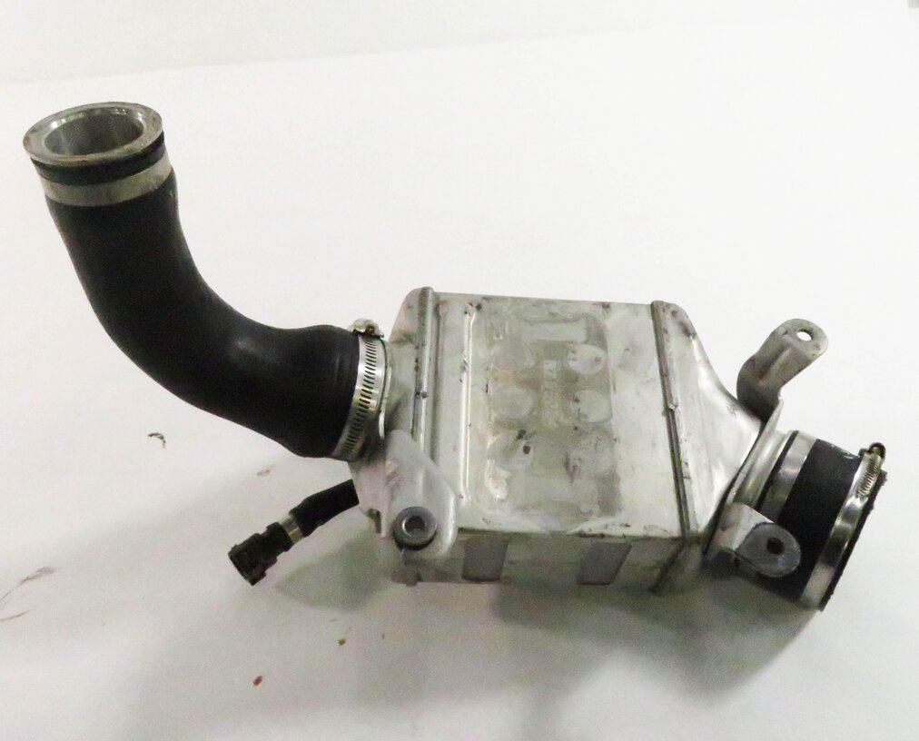 Thumbnail 11: 2009-2018 550i 650i 750i X5 X6 (F01 F10 E70 E71) 4.4L TWIN TURBO INTERCOOLER SET