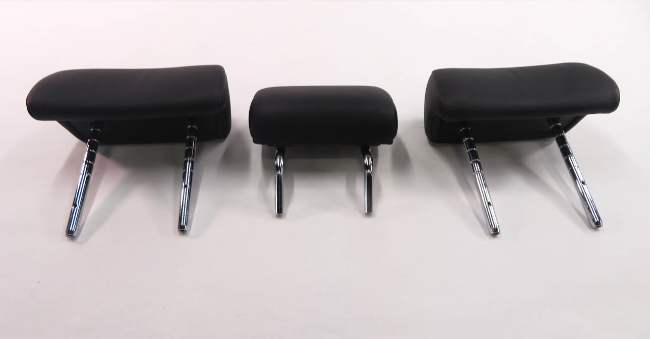 Thumbnail 2: 2010 BMW 750i (F01) REAR SEAT HEADREST SET-3 (BLACK NAPPA LEATHER NASW)