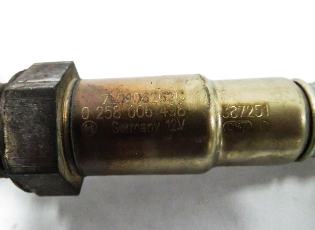 Thumbnail 9: 2003-2004 PORSCHE CAYENNE (955) 4.5L - PRE / POST CAT O2 OXYGEN SENSOR SET-4