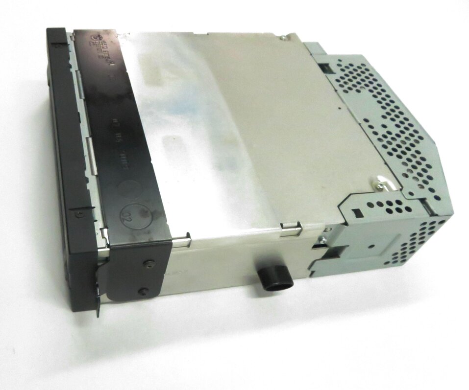 Thumbnail 5: 2008-2010 BMW 750i X5 X6 Z4 (F01 E70 E71 E89) VIDEO PLAYER 6-DISC DVD CHANGER
