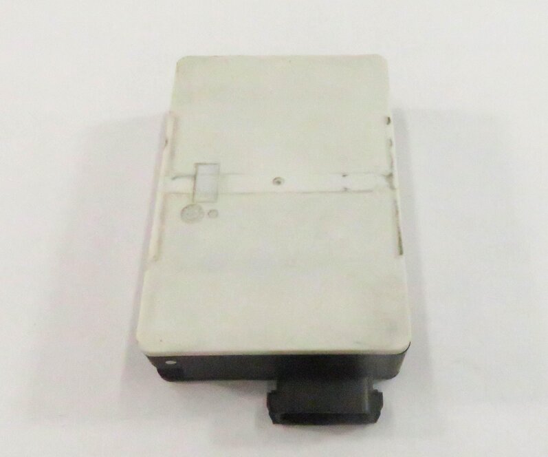 Thumbnail 3: 2009 BMW 750i (F01) ACTIVE CRUISE CONTROL SRR ACC RADAR CONTROL MODULE